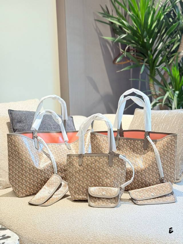 Size：20Cm 35Cm 45Cm 戈雅购物袋 属于这个季节的迷你购物袋 完美1:1定制 Goyar D实物真的很有质感， 配色绝配！！！