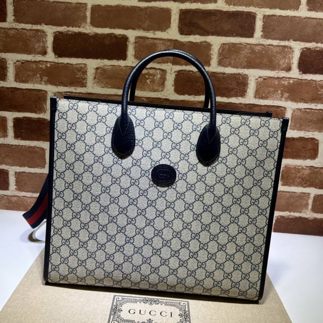 专柜品质，顶级原单货，实物实拍！款号674148蓝胶 蓝皮尺寸：宽37.5X高33X侧宽15.5，出货了！