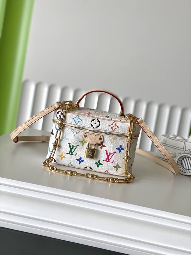 正品级 M13662 19X11.5X6.5 Vanity Chain 白彩化妆包 顶级原单 变码芯片