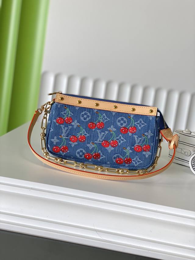 正品级 M13994 22×13×4 L Pochette 链条包 顶级原单 变码芯片