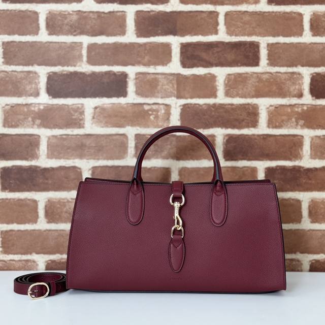 专柜品质，顶级原单货，实物实拍！款号795282红色，尺寸：宽40X高19.5X侧宽12Cm，