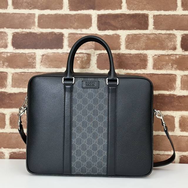 专柜品质，顶级原单货，实物实拍！795461克胶 克猪纹，尺寸：宽36.5X高29X侧宽7.5Cm，