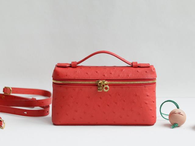 新品上线 鸵鸟皮 Loro Piana 诺悠翩雅 L19 Extra Pocket系列手拿 斜挎包 经典风格和简约风组合 双开合拉链 淡淡荔枝纹牛皮超级柔软 大 新品上线 鸵鸟皮 Loro Piana 诺悠翩雅 L19 Extra Pocket系列手拿 斜挎包 经典风格和简约风组合 双开合拉链 淡淡荔枝纹牛皮超级柔软 大