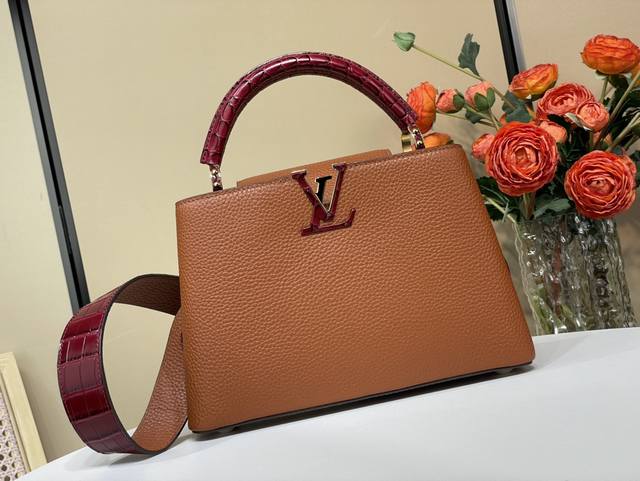 顶级原单复刻独家实拍 Capucines小号手袋 M48865 86037 棕色拼鳄鱼纹 本款由牛皮拼接鳄鱼皮纹，奢华的皮衬里，鳄鱼拼饰件，特有的Capucin