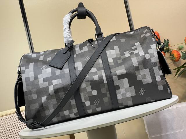 顶级原单复刻独家实拍 Keepall BandoulièRe 50 旅行袋 M14957 黑格 马赛克 取材 Damoflage Black 涂层帆布，呈现 P