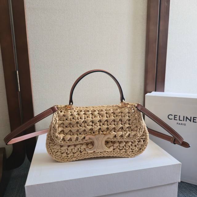 Celine 24Ss｜Teen Lola 编织手袋 惊艳了时光来自Celine Teen Lola 将60年代复古风格推到极致、惊艳亮相 恰到好处的精致感、又