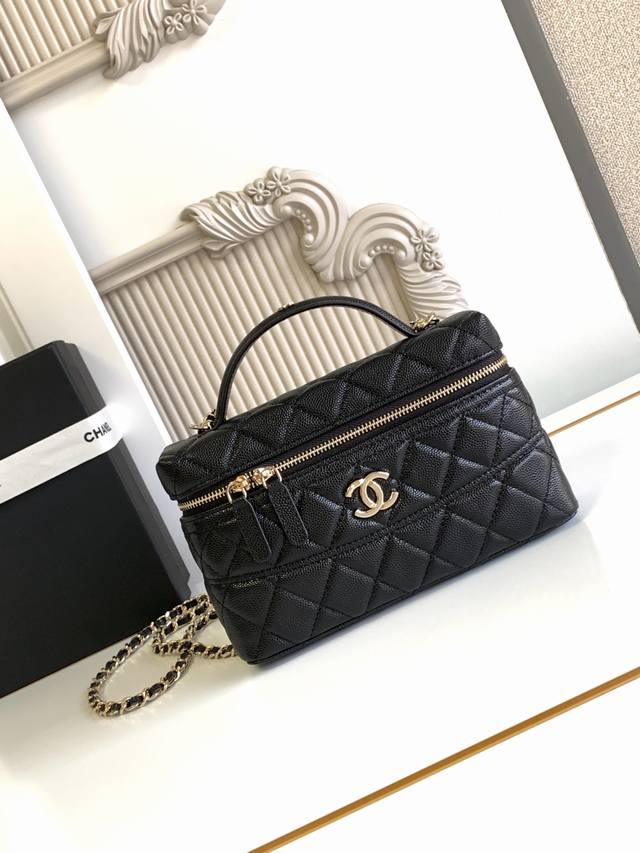 Ap5 进口拉链Ykk 18K金！肉眼可见 高级货对市场普货、随便拿去对比吧 出口产品 Ohanel25C Lp手柄化妆包盒子包 非常经典耐看的造型 容量也非常