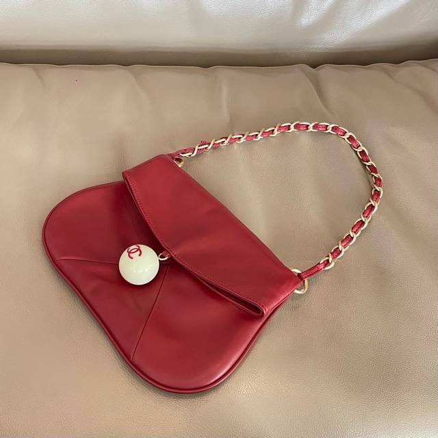 Chanel Vintage乒乓球腋下包 尺寸：23Cm