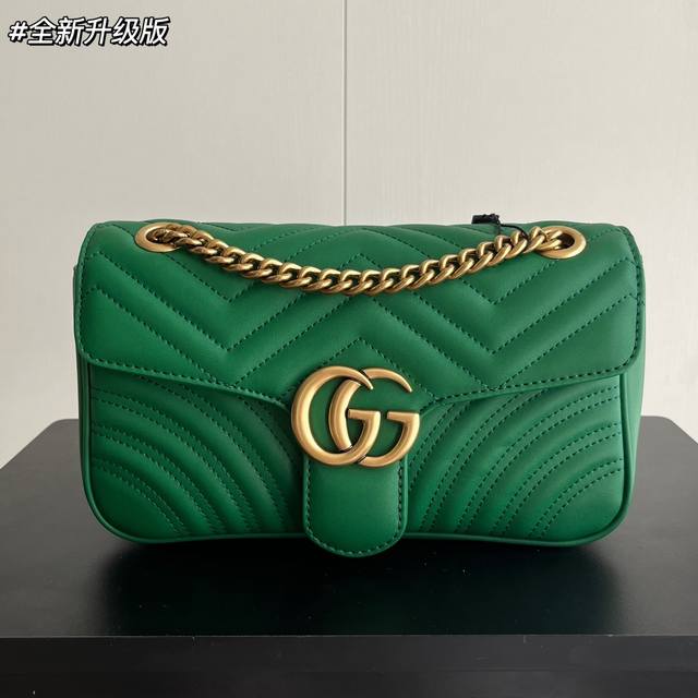 全新升级版实拍# 款号：443497 尺寸：26-7-15Cm Gg Marmont 中号 惯性不变的经典款 五金内里升级 加量不加价 容量巨大：放一个充电宝+