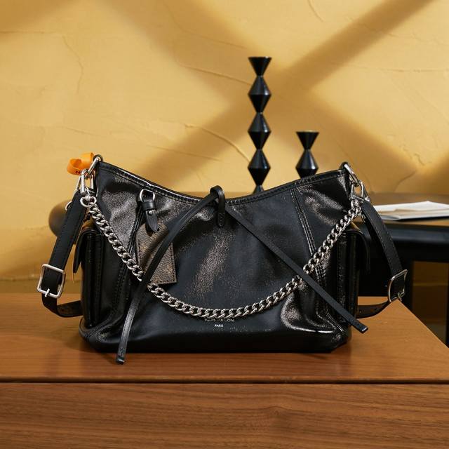 独家首发型号：M24861特正版 动态码 品质提升．专柜同步，动态电子芯片、礼品袋、保护纸，铜版电子标签、合格证 皮料是正品代工厂P意大利A级皮料 特级正品 :