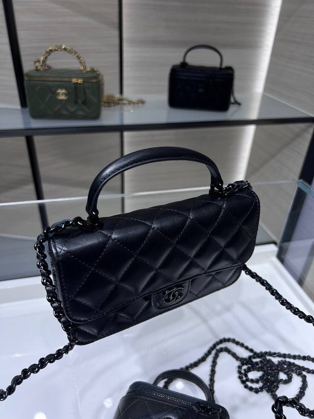 Ohanel 24A最新款 羊皮手柄Mini手机包 黑枪五金 Ap4190 尺寸：17*10*4.5Cm