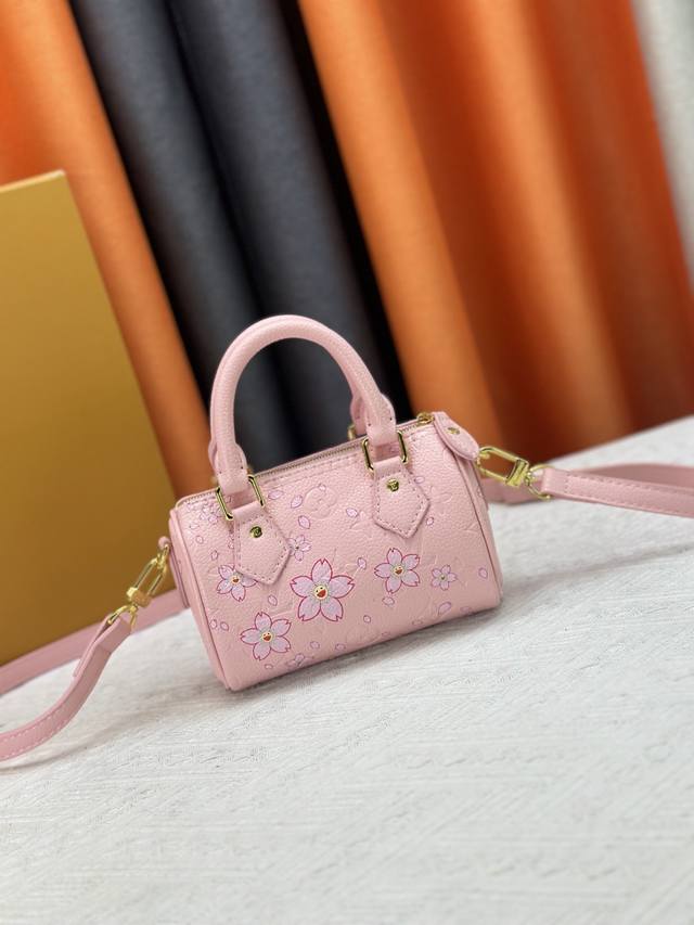 M82450 M81085 58947 40394 40390 全皮Nano迷你枕头包粉樱花村上隆系列 Nano Speedy 手袋 M81456 以经典的Mo