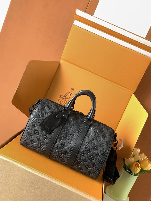 特级配全套包装 变码163芯片 特级全钢五金 原厂皮 M22765 皮料是正品代工厂P意大利A级皮料 特级正品 :所谓的特级正品．是在于品质、五金、面料、手工、