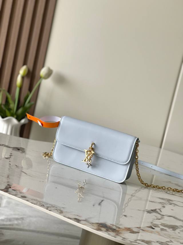 顶级原单半钢 163C01芯片 M14547蓝 M14581杏 M14564黑 M14548玫 正品开发 本款 Wallet On Chain 手袋出自路易威登