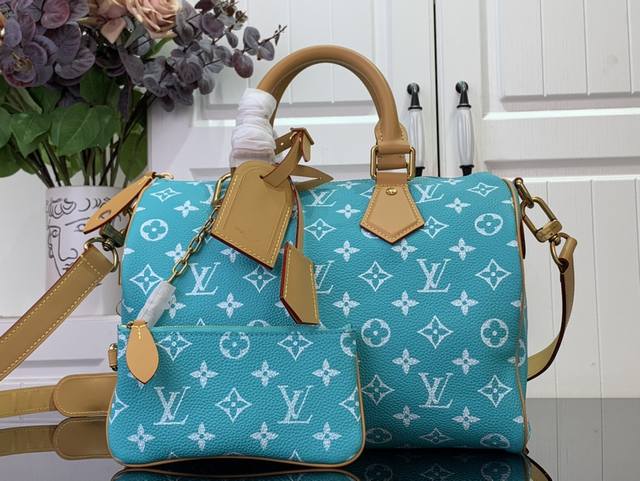 顶级原单 Speedy P10 BandoulièRe 30 手袋 M14077 绿色 M14067 红色 M13914 粉色 M13904 黑色 M14064 顶级原单 Speedy P10 BandoulièRe 30 手袋 M14077 绿色 M14067 红色 M13914 粉色 M13904 黑色 M14064