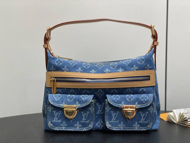 原单精品 M44464蓝色 丹宁牛仔布中古腋下包 Vintage 手袋 牛仔新款手提中古绝版牛仔斜挎手提包，夏日必备单品牛仔元素可是永不过时的哦，男士牛仔布绿色