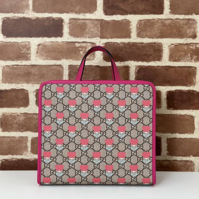 专柜品质，顶级原单货，实物实拍！款号605614花朵印花，尺寸：宽28X高25X侧宽11，