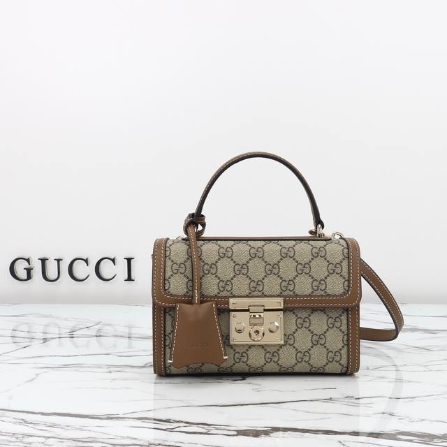 专柜品质,原厂皮,款号838999啡棕尺寸:宽20X高13X侧宽8。现货出货! 专柜品质,原厂皮,款号838999啡棕尺寸:宽20X高13X侧宽8。现货出货!