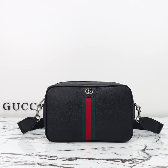 专柜品质，原厂皮，款号834468克皮尺寸：宽28.5X高18X侧宽7.5。现货出货！