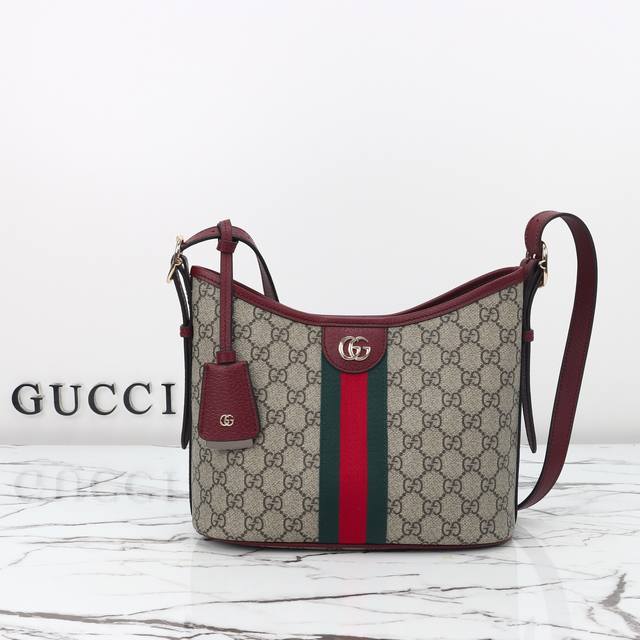 专柜品质,原厂皮,款号836872啡红尺寸:宽23X高21X侧宽12。现货出货! 专柜品质,原厂皮,款号836872啡红尺寸:宽23X高21X侧宽12。现货出货!