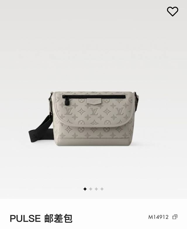 M14912灰丝印 顶级原单 变码芯片163C 本款 Pulse 邮差包采用 Monogram Shadow 压纹牛皮革和考究金属件点亮运动廓形,再为翻盖上下搭 M14912灰丝印 顶级原单 变码芯片163C 本款 Pulse 邮差包采用 Monogram Shadow 压纹牛皮革和考究金属件点亮运动廓形,再为翻盖上下搭