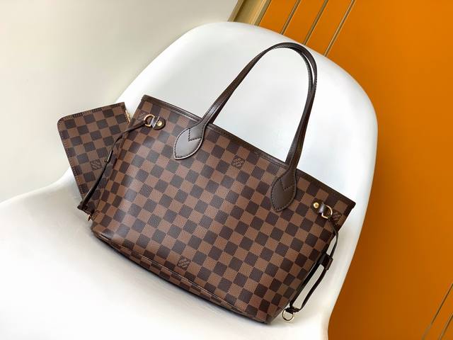 顶级原单N41359非红 N41632白杏 M41000 Neverfull 小号手袋 Neverfull 小号手提包造型挺括，设计经典，是一款气质典雅的都市手