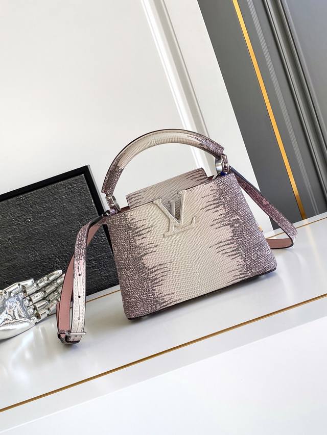 动态芯片，特级专供代购，M98156蜥蜴渐粉 详细特征:21X14X8厘米 长度 X 高 X 宽