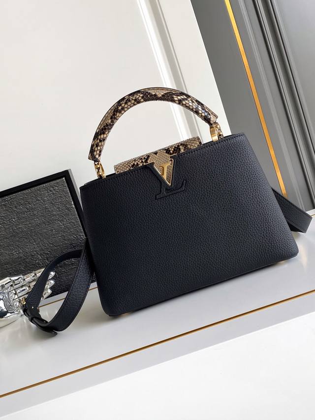 动态芯片，特级专供代购，M85517黑 详细特征:27 X 18X9厘米 长度 X 高 X 宽