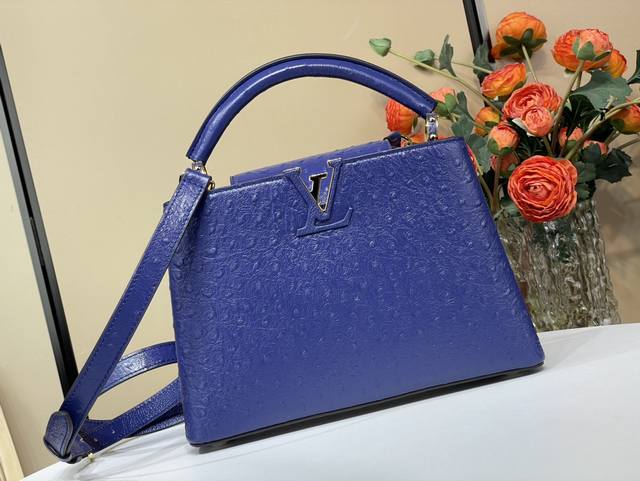 顶级原单复刻独家实拍 Capucines Bb 手袋 N48865 24713 深蓝 鸵鸟 高贵的鸵鸟皮纹，奢华的山羊皮衬里，闪亮的金属饰件，特有的Capuci