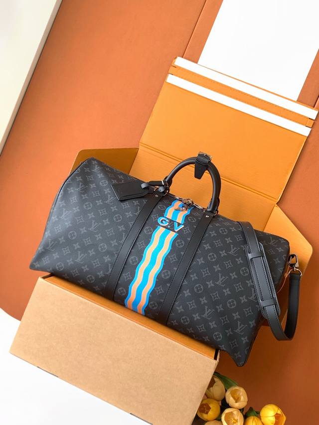 出厂价P P2540黑花55Cm 全钢五金 163C01变码芯片个性化定制本款 Keepall 55 BandoulièRe 旅行袋选用 Monogram Ec