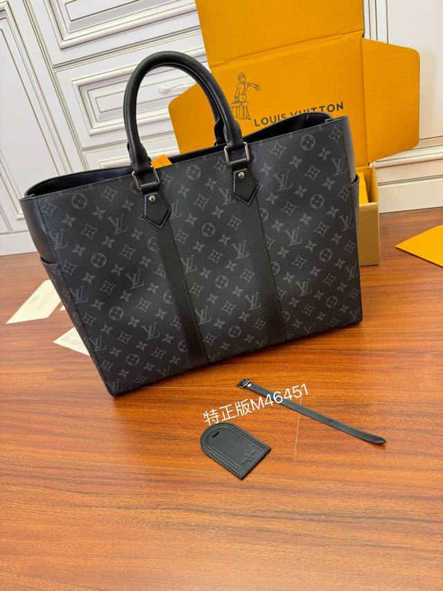 出厂价P 特正版M46451 品质、全面再次升级．专柜同步电子芯片内码、新礼盒、礼品袋、保护纸，铜版电子标签、合格证、 皮和料是正品代工厂P意大利A级出品，正品