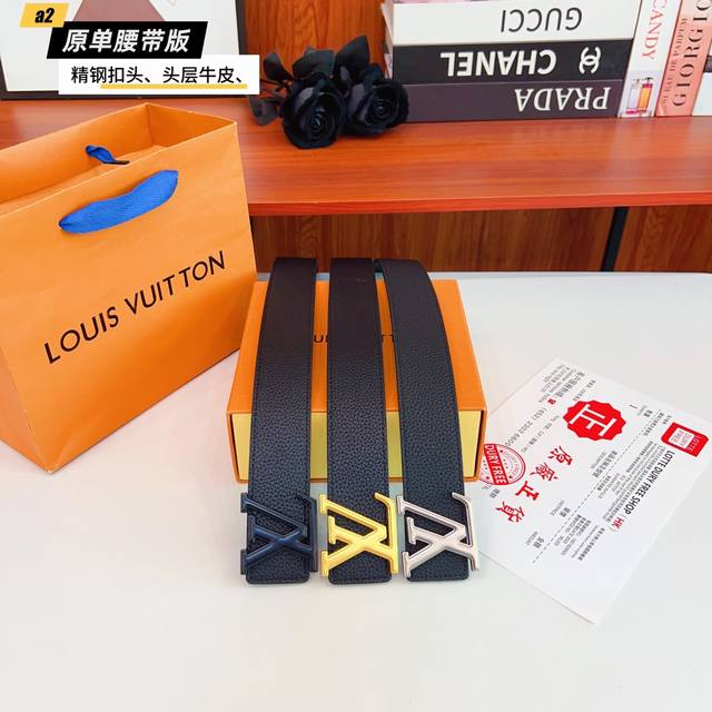 路易L驴家 寬度4.0Cm 面為原廠头层牛皮 風格效果 底為柔軟的黑色头层牛皮 經典字母精钢扣头效果 手感極佳 从买原版到开发历经数月打造而出 选料 做工细节