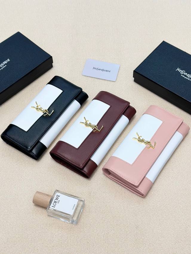 颜色 黑 粉 红尺寸 19X10圣罗兰款钱包进口小牛皮质感一流独一无二风格，实用内阁超美超时尚美女必备单品