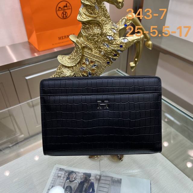 Hermes 爱玛仕 343-7 最新男士手拿包进口原版皮高尖端产物Hermes时尚大牌的顶尖设计款专柜品质拿到手你就会明白质量真的超级赞非常大气，独家推出25