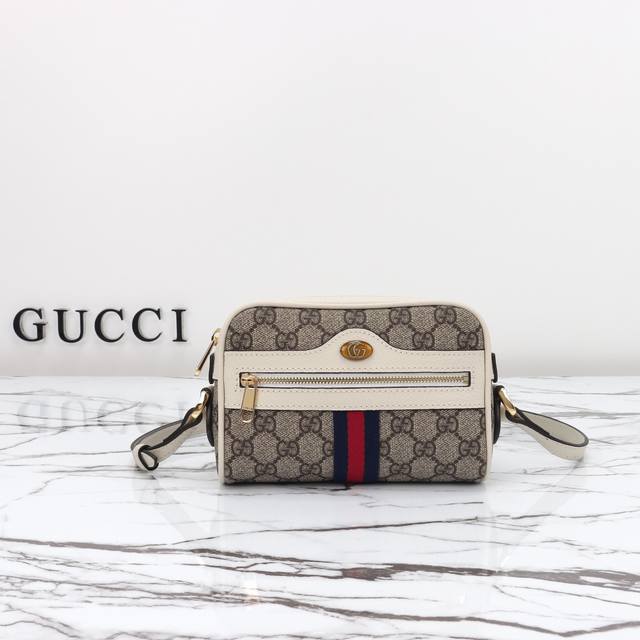 专柜品质，原厂皮，款号517350杏白尺寸：宽17.5×高12×侧宽5.5。现货出货！