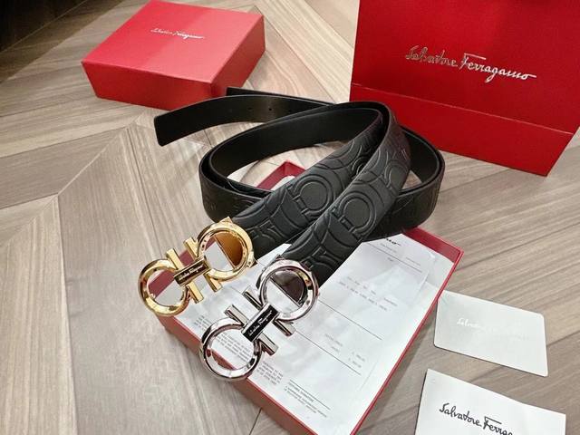 路易威登Louis Vuitton 法国 专柜品质 官网同步 宽度3.8Cm 精美钢扣头 原版意大利双面进口小牛皮原版花纹 双面可用 黑色 咖啡 双色 手感极佳