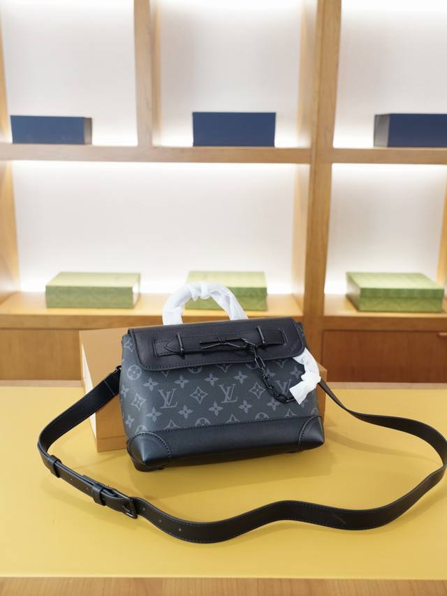 路易威登 官网同步 高版本 斜挎单肩背包 永恒不过时的标志性产品 纯原单小牛皮 顶级五金制作 非市面普通版本 今年Lv最爱的款式 全部实拍 实用性非常高 完全不