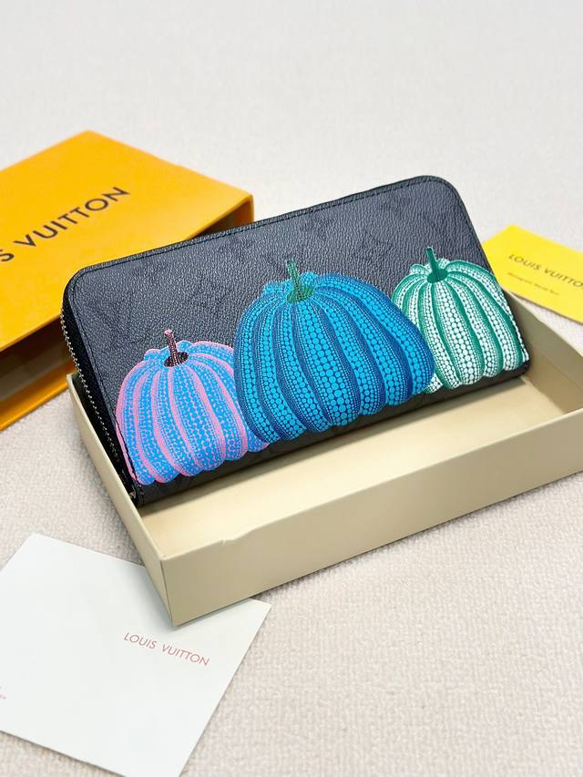 颜色 印花尺寸 19X10L家 南瓜Trio一面冷色一面暖色这么帅的南瓜钱包，你爱了吗