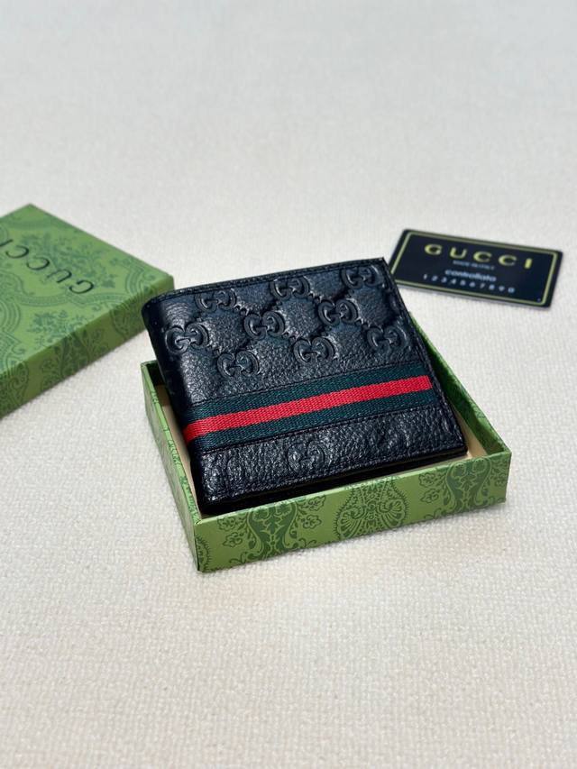 颜色 黑尺寸 11X10Gg官网同步新款～短夹Gg Supreme Canvas系列～牛皮内格〔两边插卡〕做工精致无比！