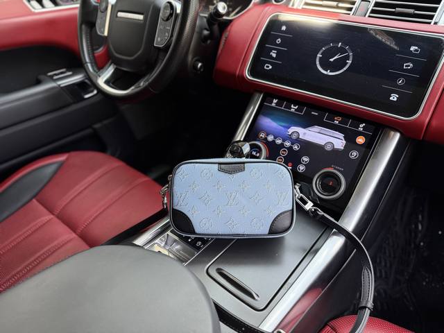 高端货 “Louis Vuutton”Lv单肩包 路易威登邮差包 M14684 Louis Vuitton TrocadéRo 银色五金配件 Monogram