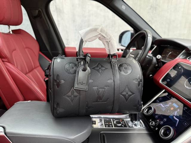 高端货 新款 “ Louis Vuitton ”Lv旅行袋 路易威登旅行包 手提斜挎包 Keepall BandoulièRe 35 可拆卸可调节肩带拉链开合