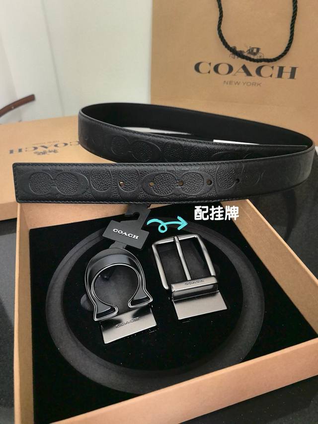 一条带一个扣 一条带两个扣 礼物原单货---[飞吻]Coach 蔻驰皮带 双面男士腰带双扣礼盒装皮带， 双面都可以用， 精致原版扣，宽度3.8Cm私密渠道！专柜