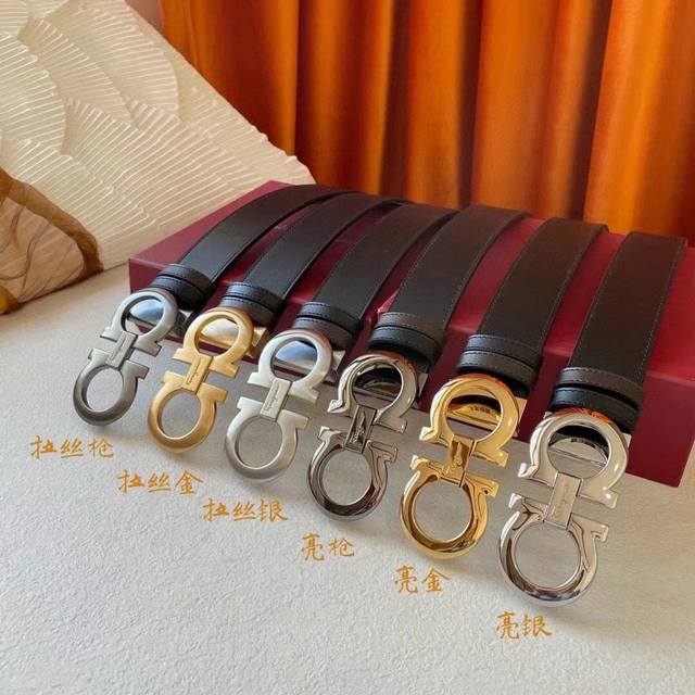 菲拉格慕 原单双面进口小牛皮带身.黑色与咖啡色一体,正反两面可用，搭配原单精品钢扣。原产皮料定制，专柜宽度3.5Cm. 温馨提示：长度100-125Cm 长度也