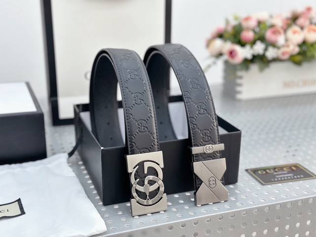 古奇种草啦种草啦！今天给大家分享一款超级好看又实用的 腰带 Gucci 双G 古驰腰带。 这款腰带是纯手工订制的，宽度为 3.8Cm，简约百搭，无论是商务场合还
