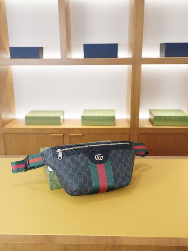 古驰 官网同步 高版本 斜挎 腰包两用 永恒不过时的标志性产品 纯原单小牛皮 顶级五金制作 非市面普通版本 今年Gucci最爱的款式 全部实拍 实用性非常高 完