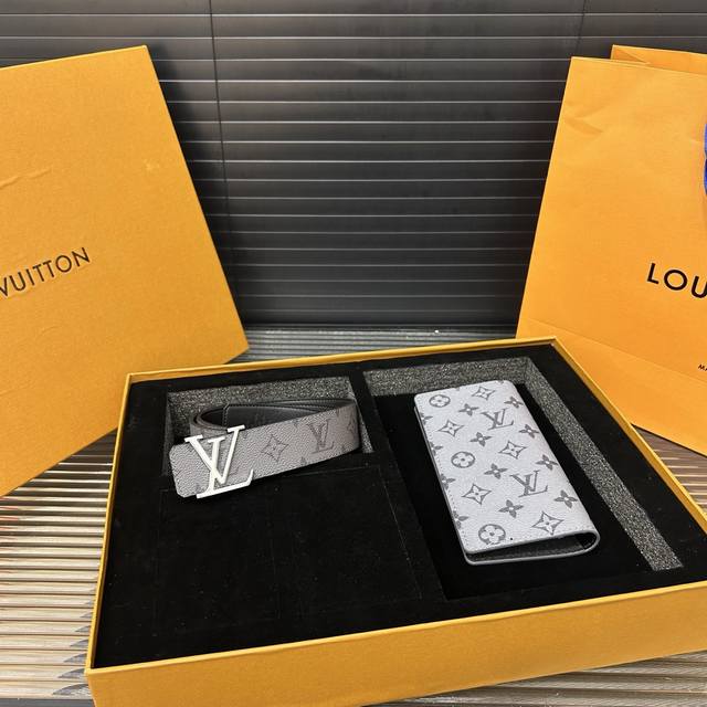 Louisvuitton 路易威登 Lv 二合一套盒 腰带 西服夹钱包 男士精品百搭款 优质合金扣头 高品质 全套包装 礼盒