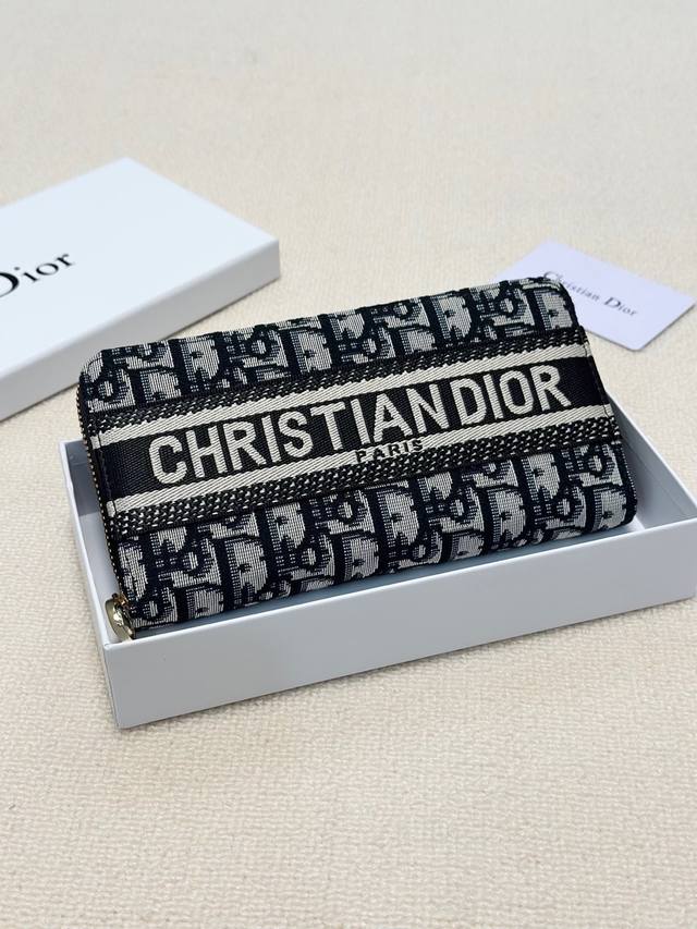 颜色 黑尺寸 19X10Dior火爆版单拉小手包到货原版布打造男女通用