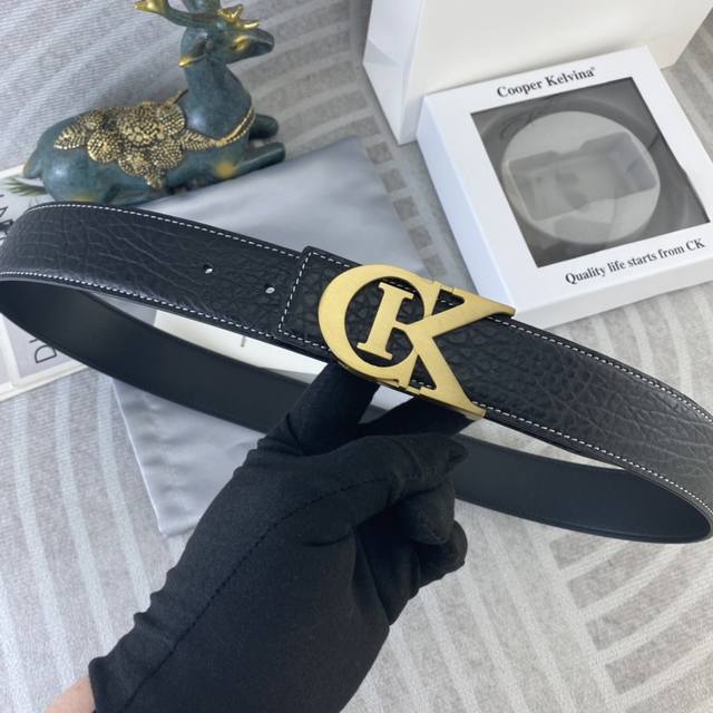 Ck 特种皮腰带系列 ，原厂五金精品不锈钢扣，手感柔软舒适 宽3.8Cm。