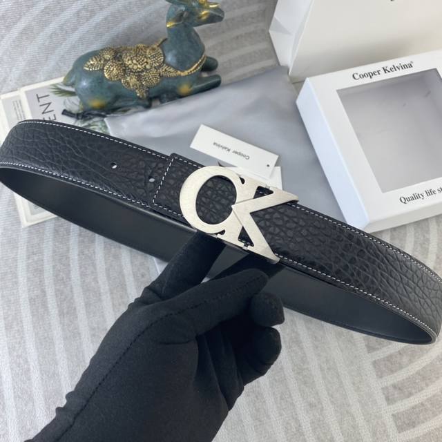 Ck 特种皮腰带系列 ，原厂五金精品不锈钢扣，手感柔软舒适 宽3.8Cm。