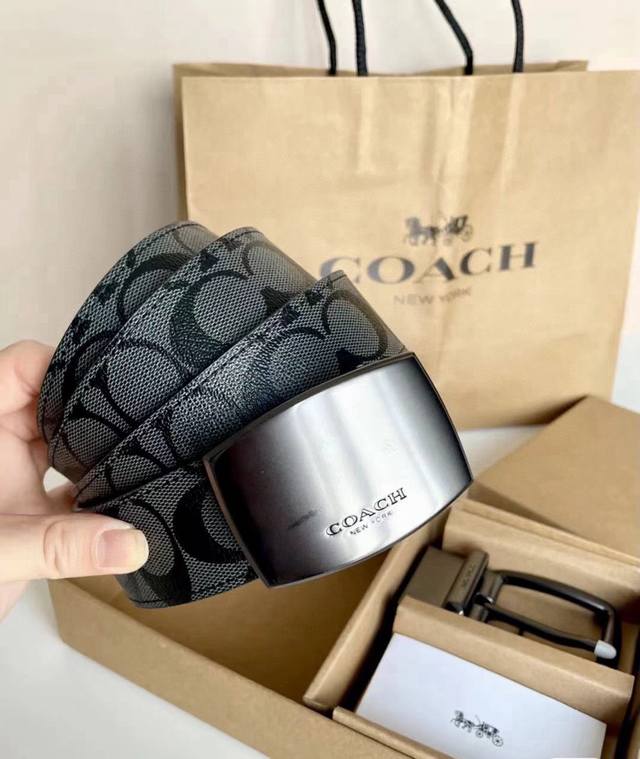 好看手感可以外包装还是不错的，棕色的礼盒装，手提袋计，拿出来送礼Ok的，就是带子有点长，不过 可以自由裁剪蔻驰男士皮带